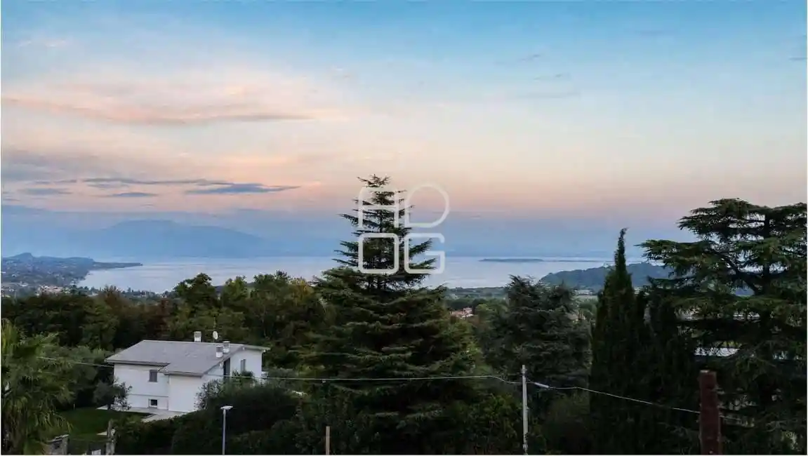 Appartamento in vendita a Lonato del Garda