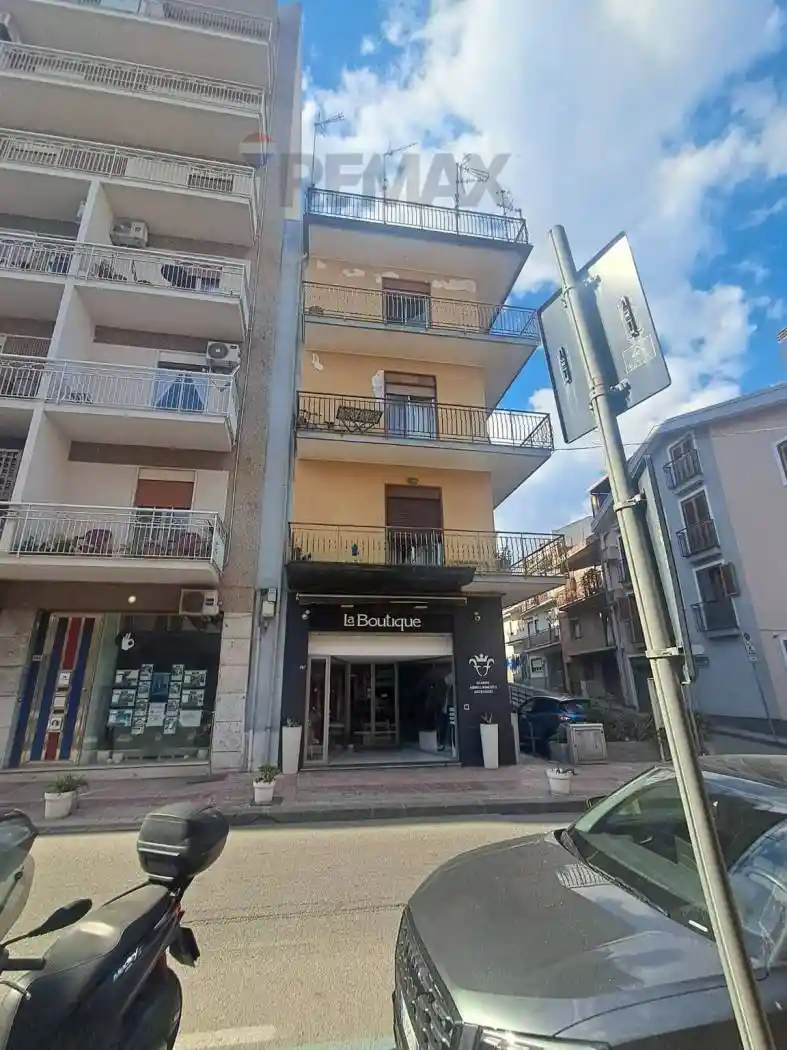 Appartamento in vendita a Santa Teresa di Riva