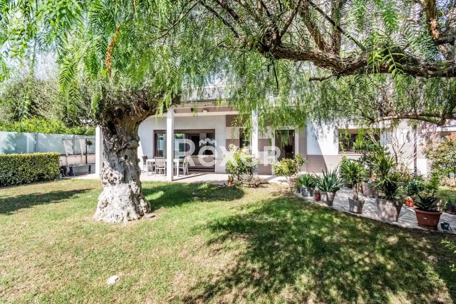 Villa in vendita a Pomigliano d'Arco