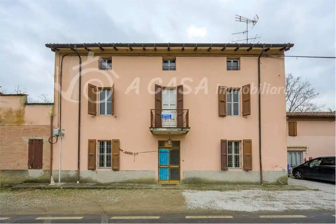 Villa in vendita a Sala Baganza