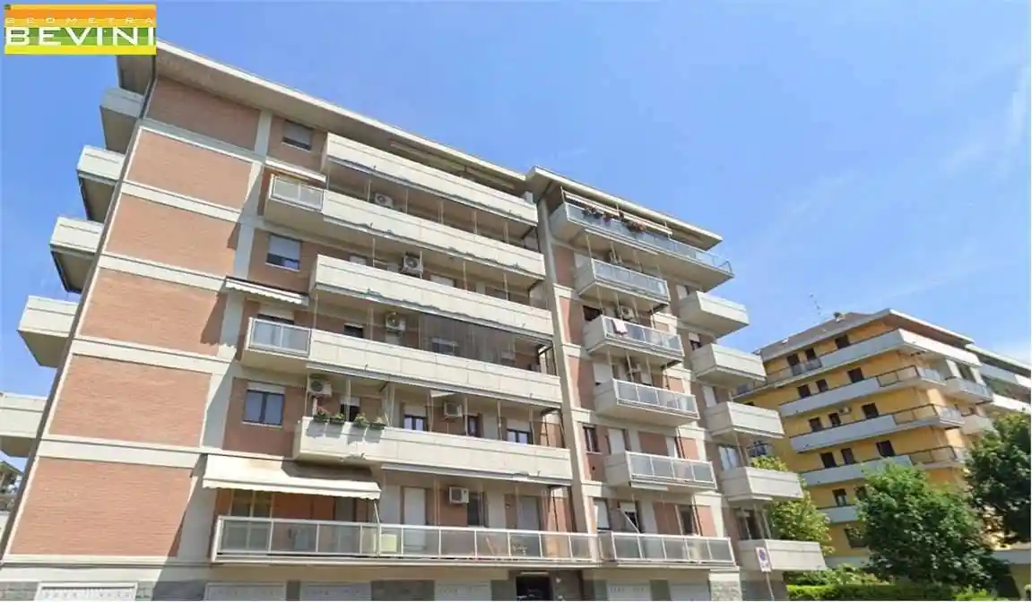 Appartamento in vendita a Modena