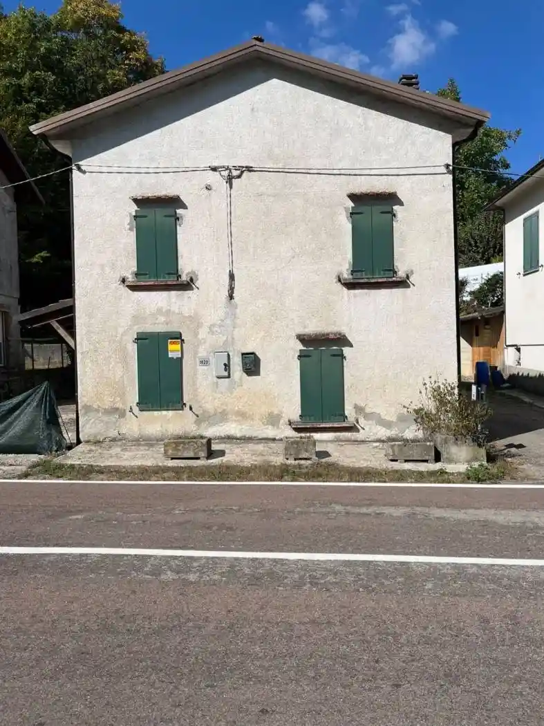 Casa indipendente in vendita a Montese
