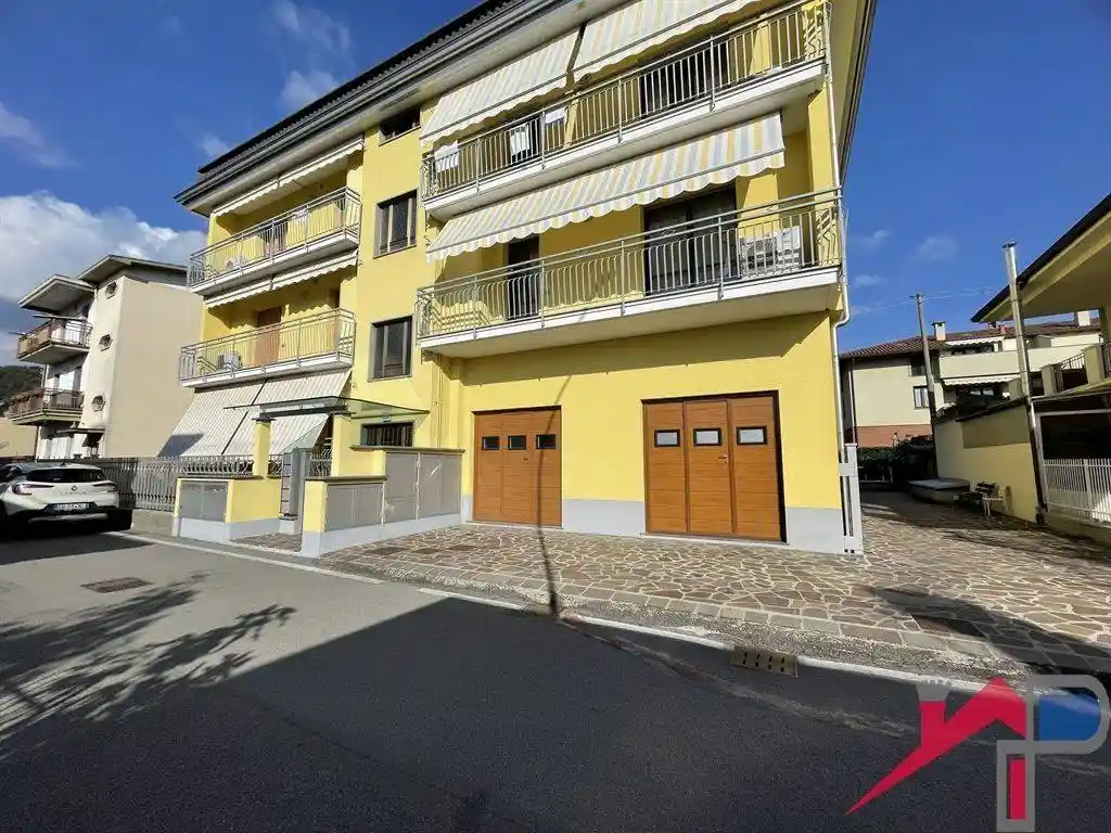 Appartamento in vendita a Cisano Bergamasco