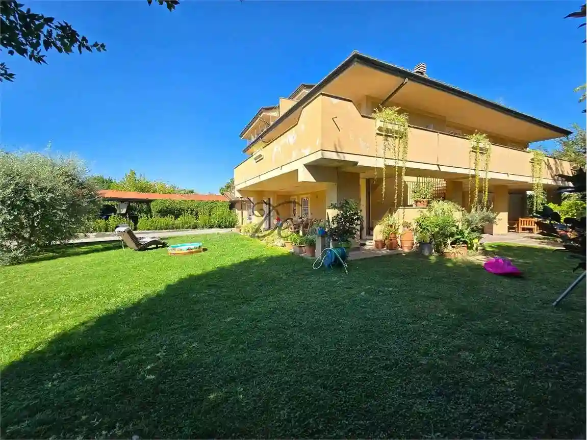 Villa - foto 3