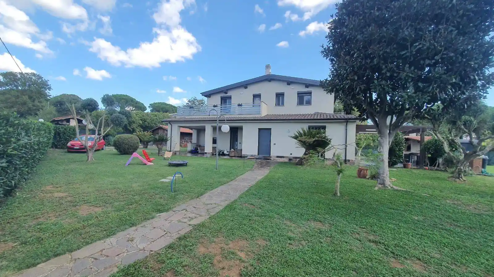 Villa in vendita a Ronciglione