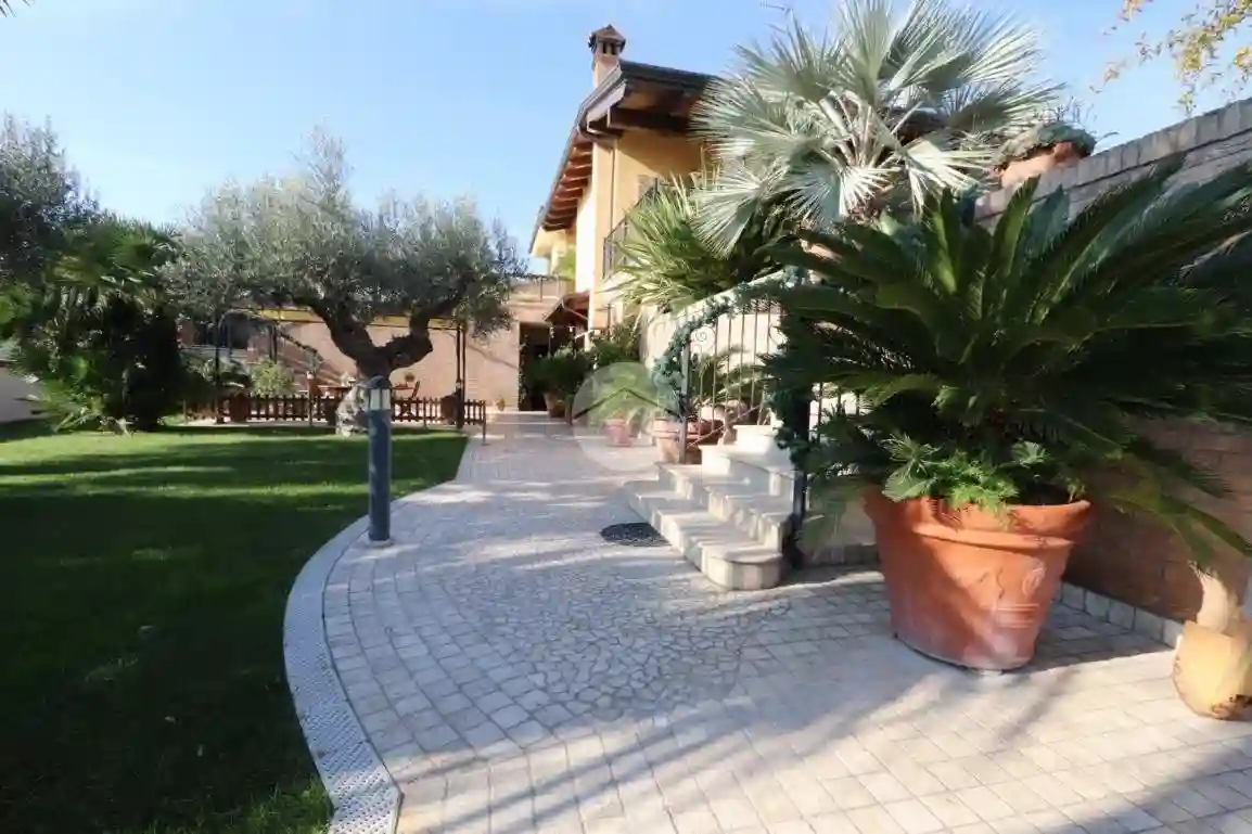 Villa - foto 5