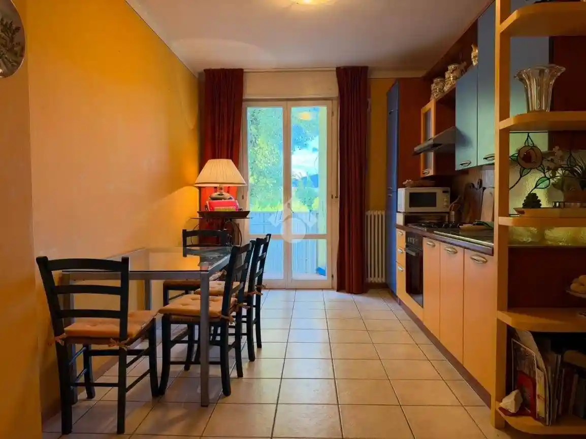 Appartamento in vendita a Lucca