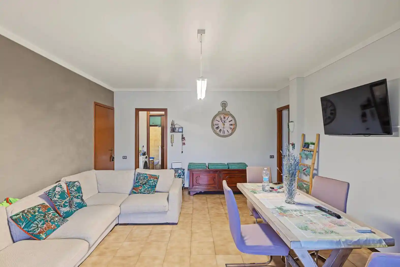Appartamento in vendita a Cocquio-Trevisago