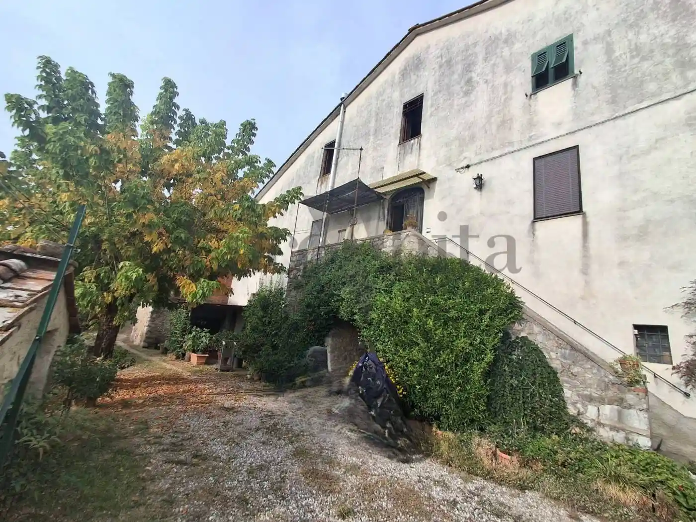 Rustico - Casale in vendita a Lucca