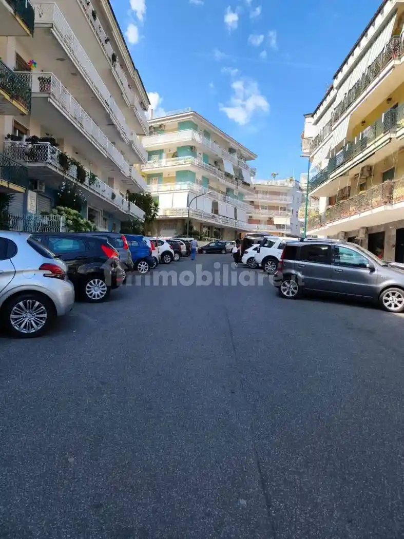 Appartamento in affitto a Napoli