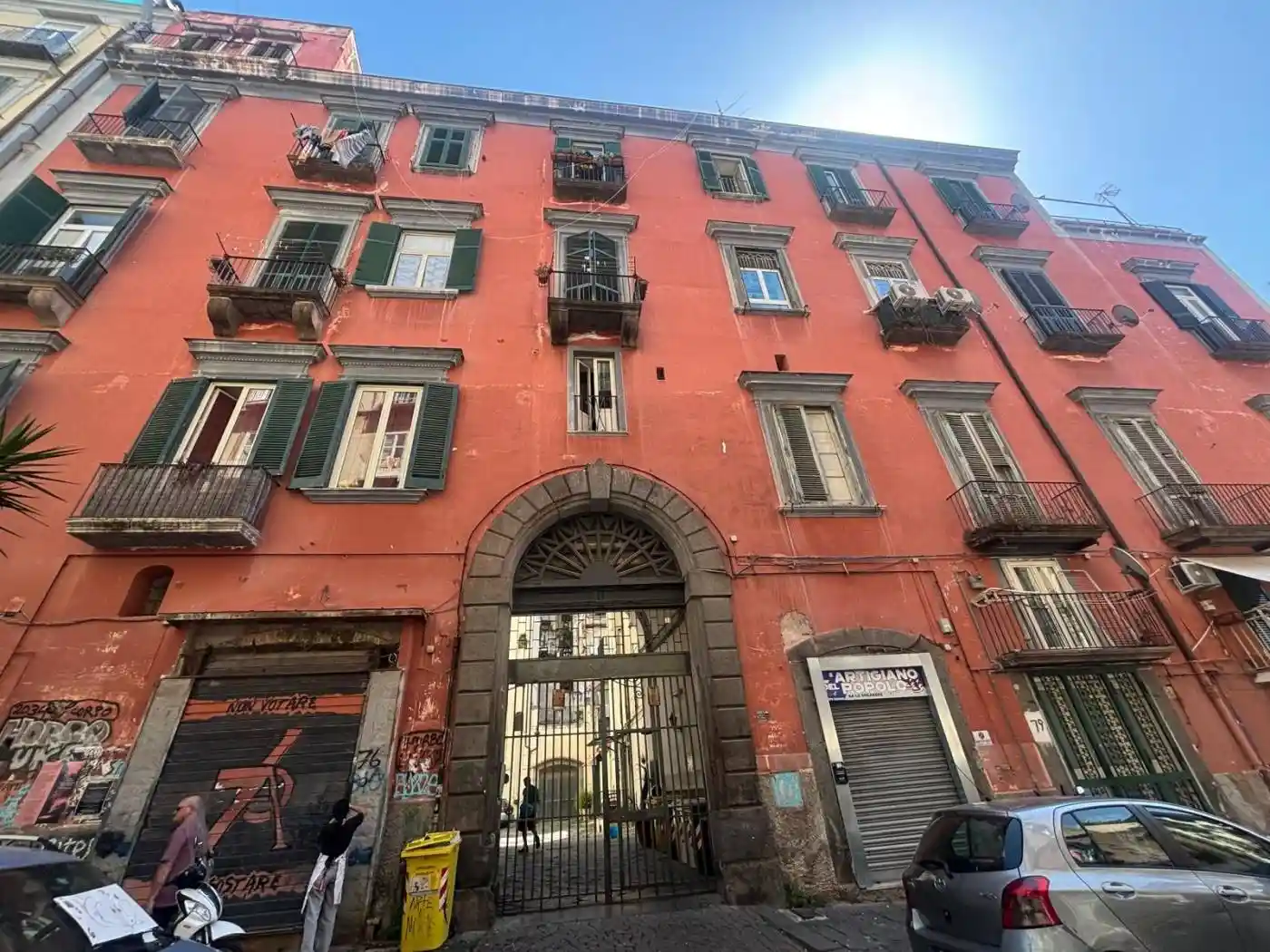 Appartamento in vendita a Napoli