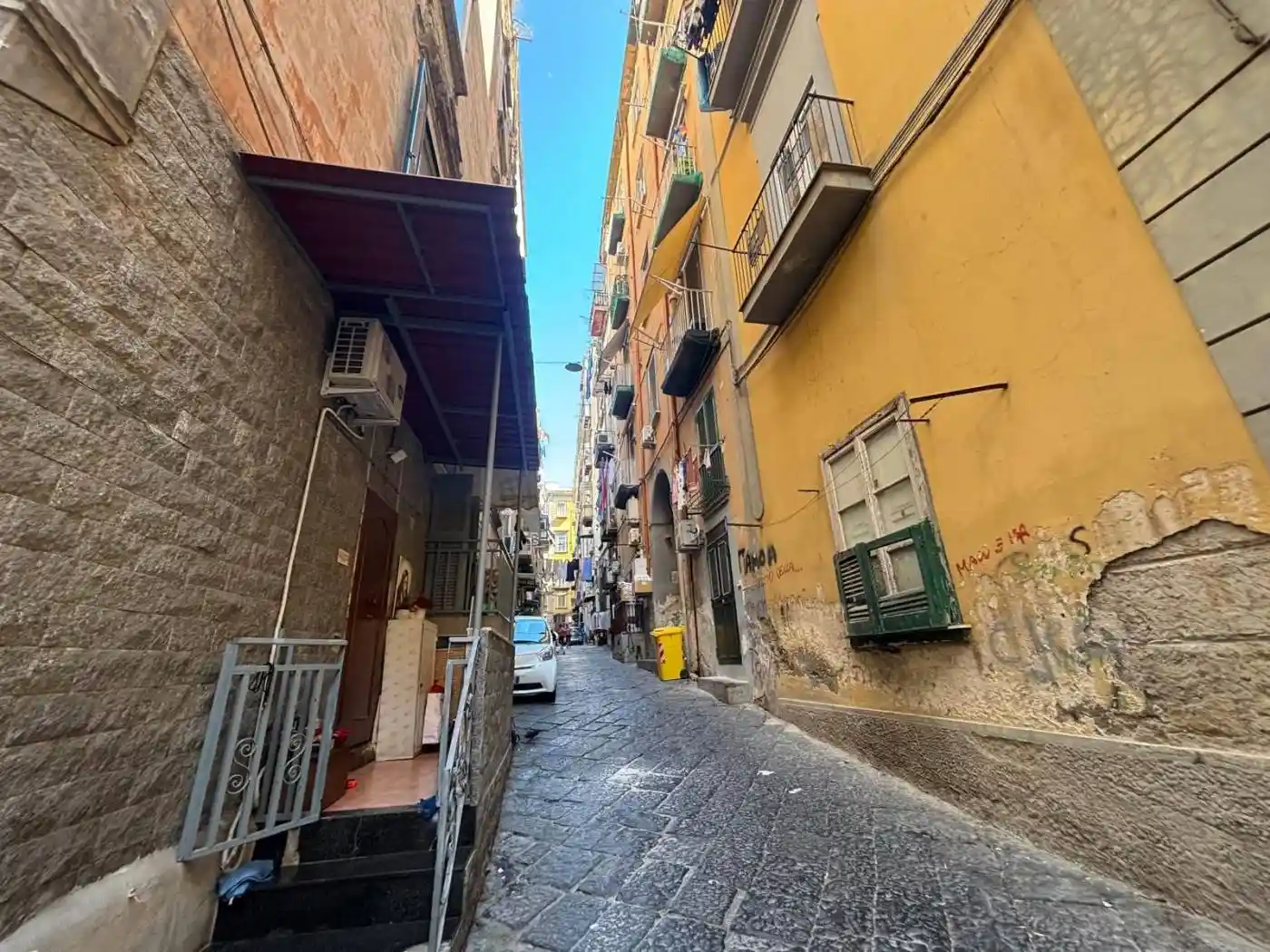 Appartamento in vendita a Napoli