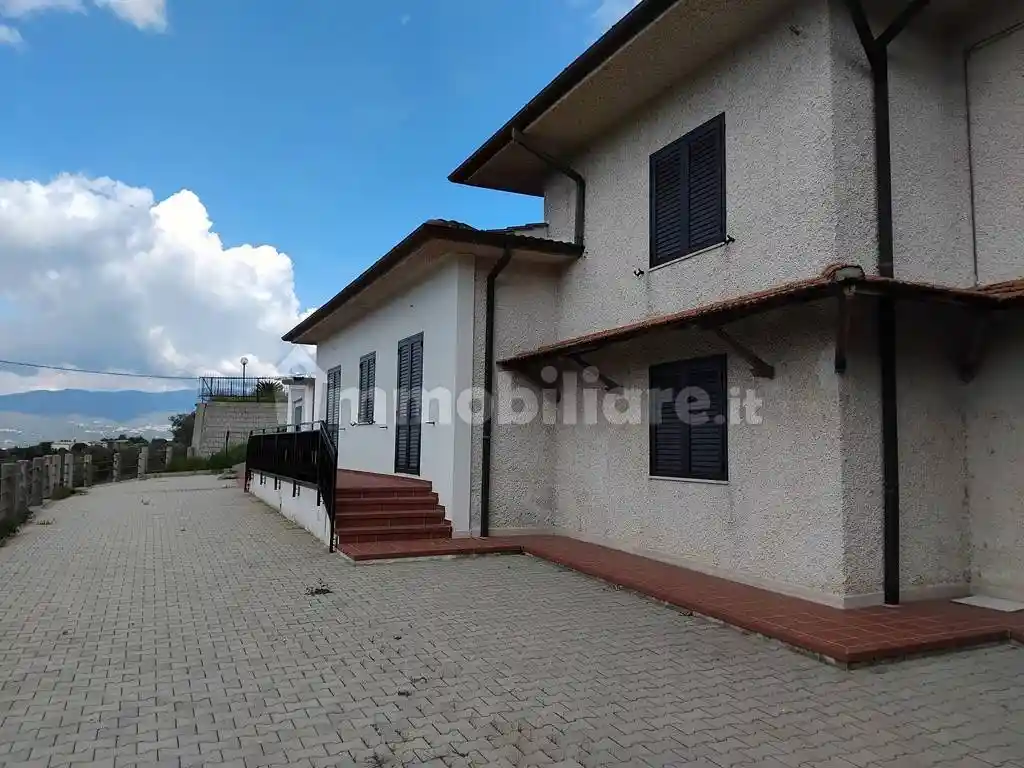 Villa in vendita a Mendicino