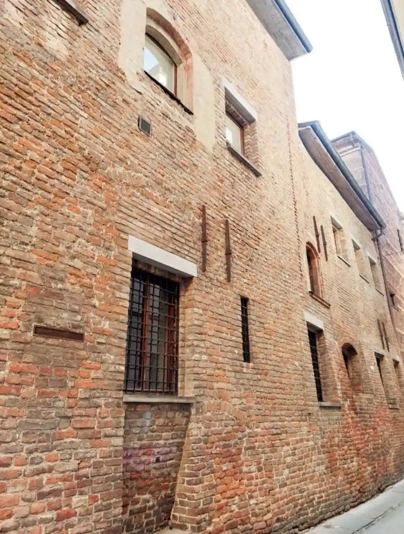 Appartamento in affitto a Pavia