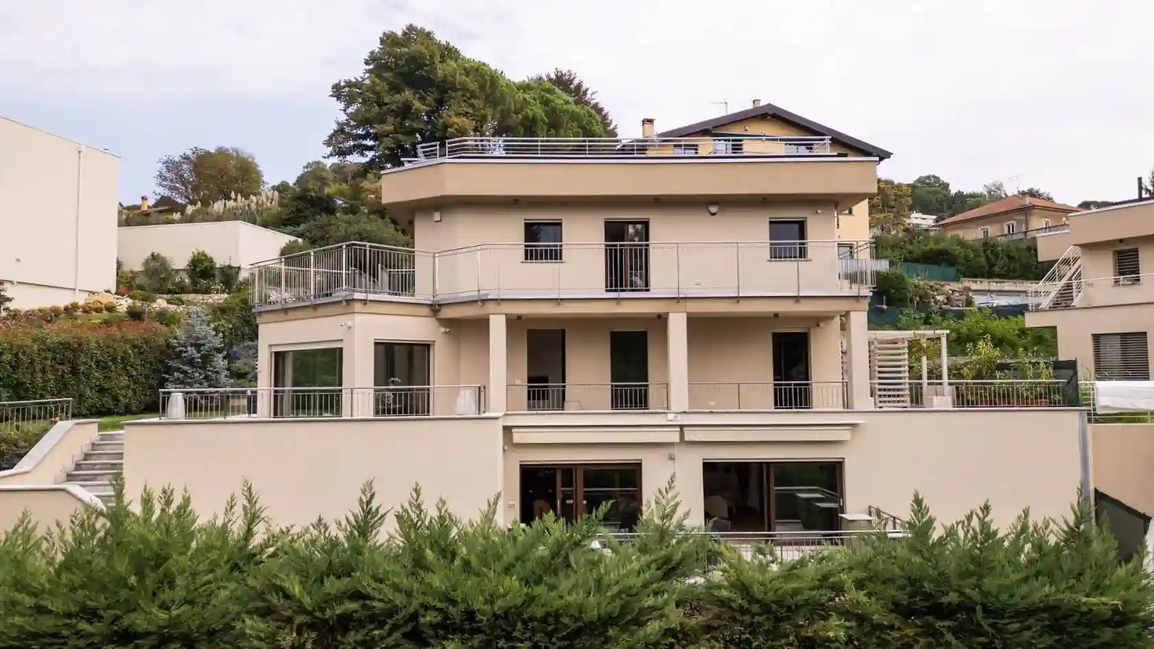 Villa - foto 2
