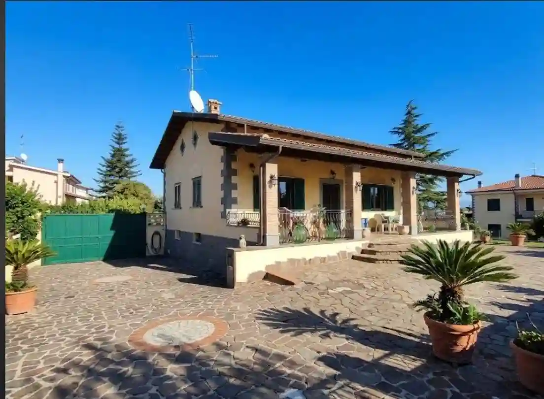Villa - foto 2