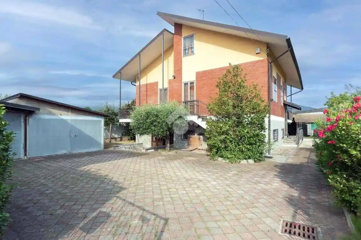 Villa in vendita a Nole