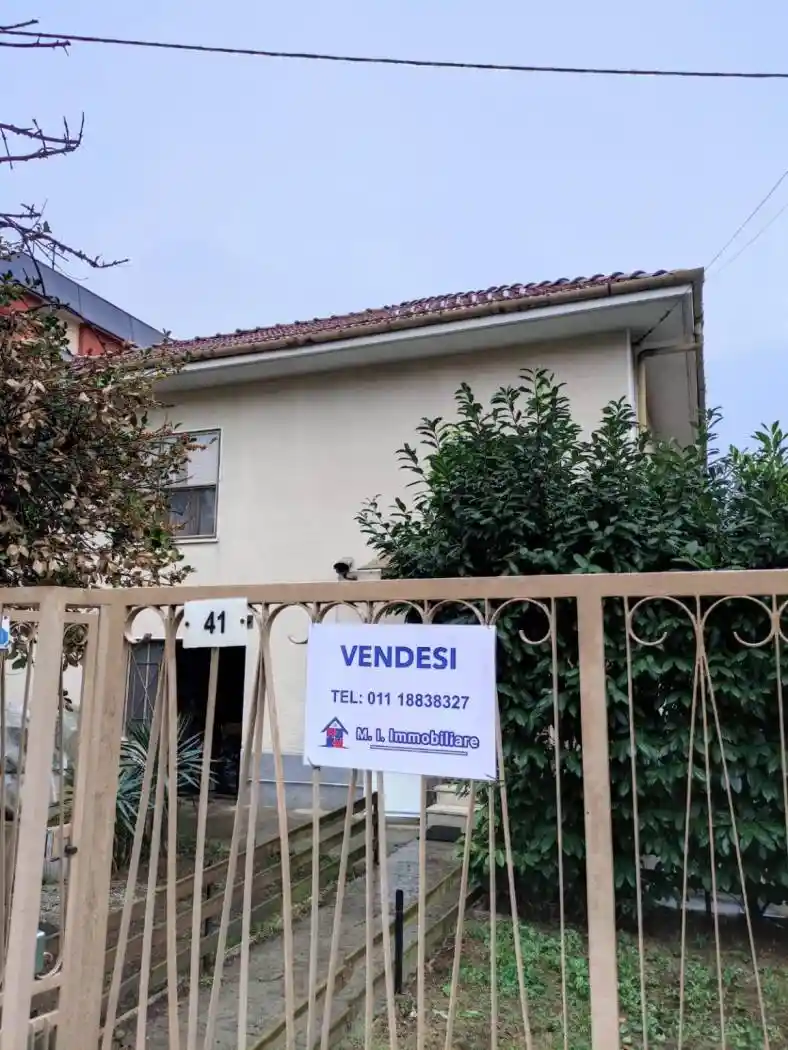 Villa in vendita a Beinasco