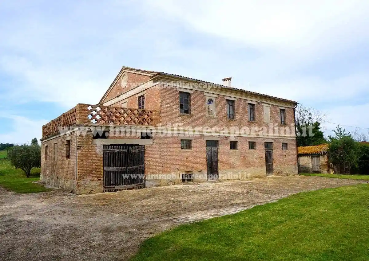 Rustico - Casale in vendita a Recanati