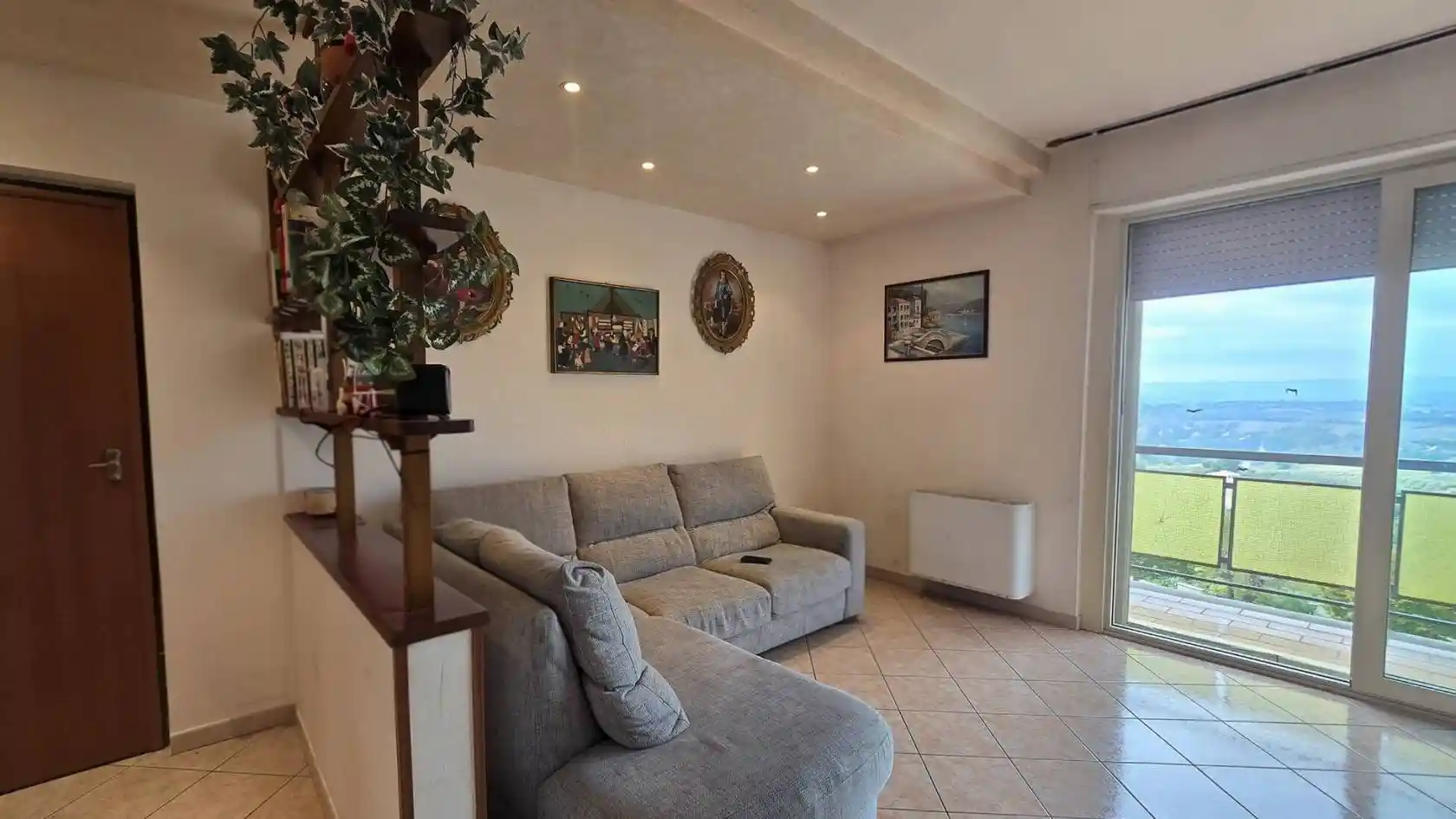 Appartamento in vendita a Montecchio