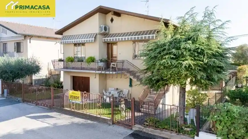 Villa in vendita a Zimella