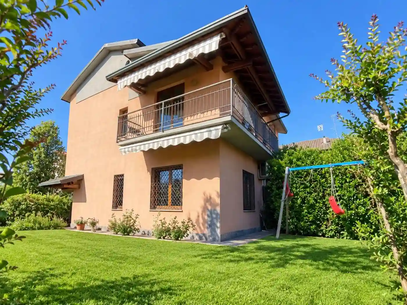 Villa - foto 2