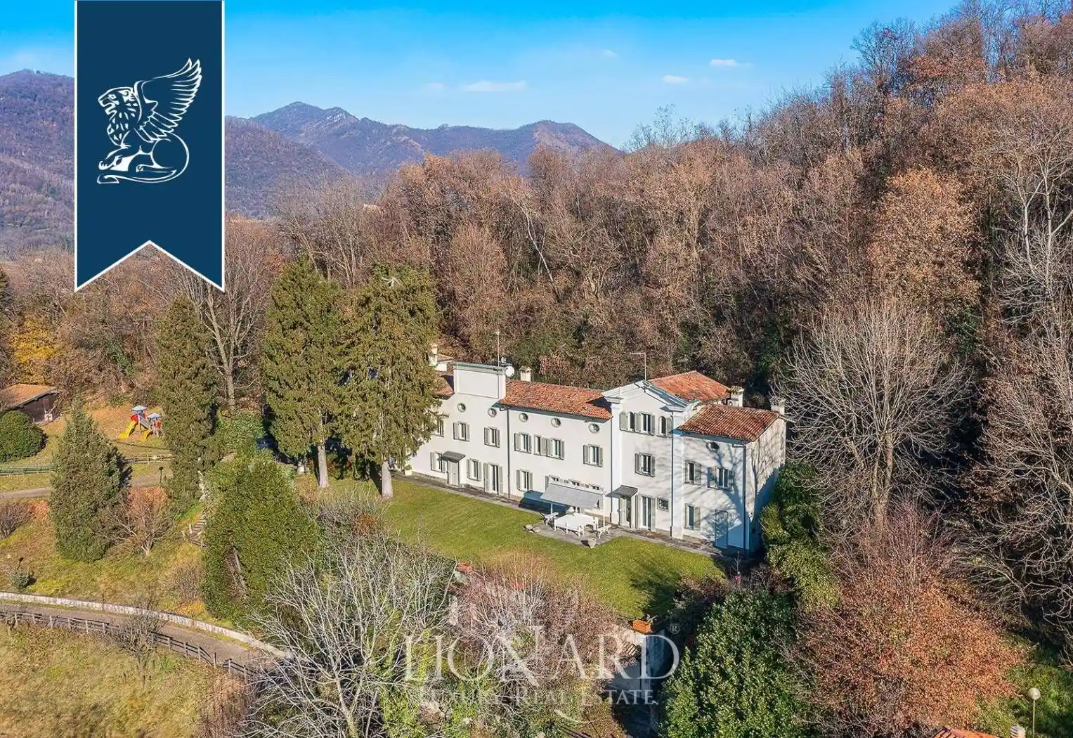 Villa in vendita a Nembro