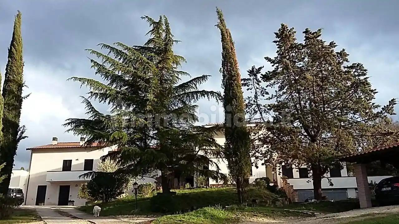 Villa in affitto a Spoleto