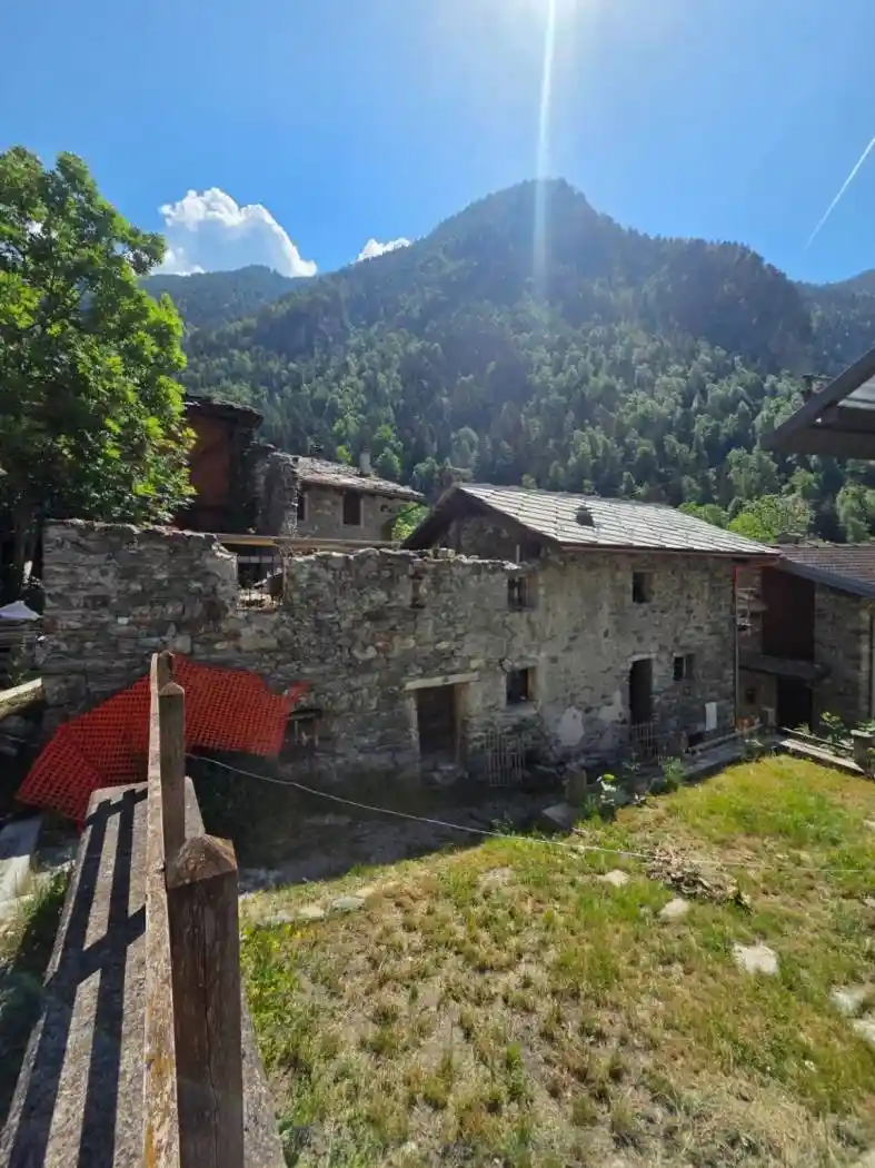 Rustico - Casale in vendita a Antey-Saint-Andrè