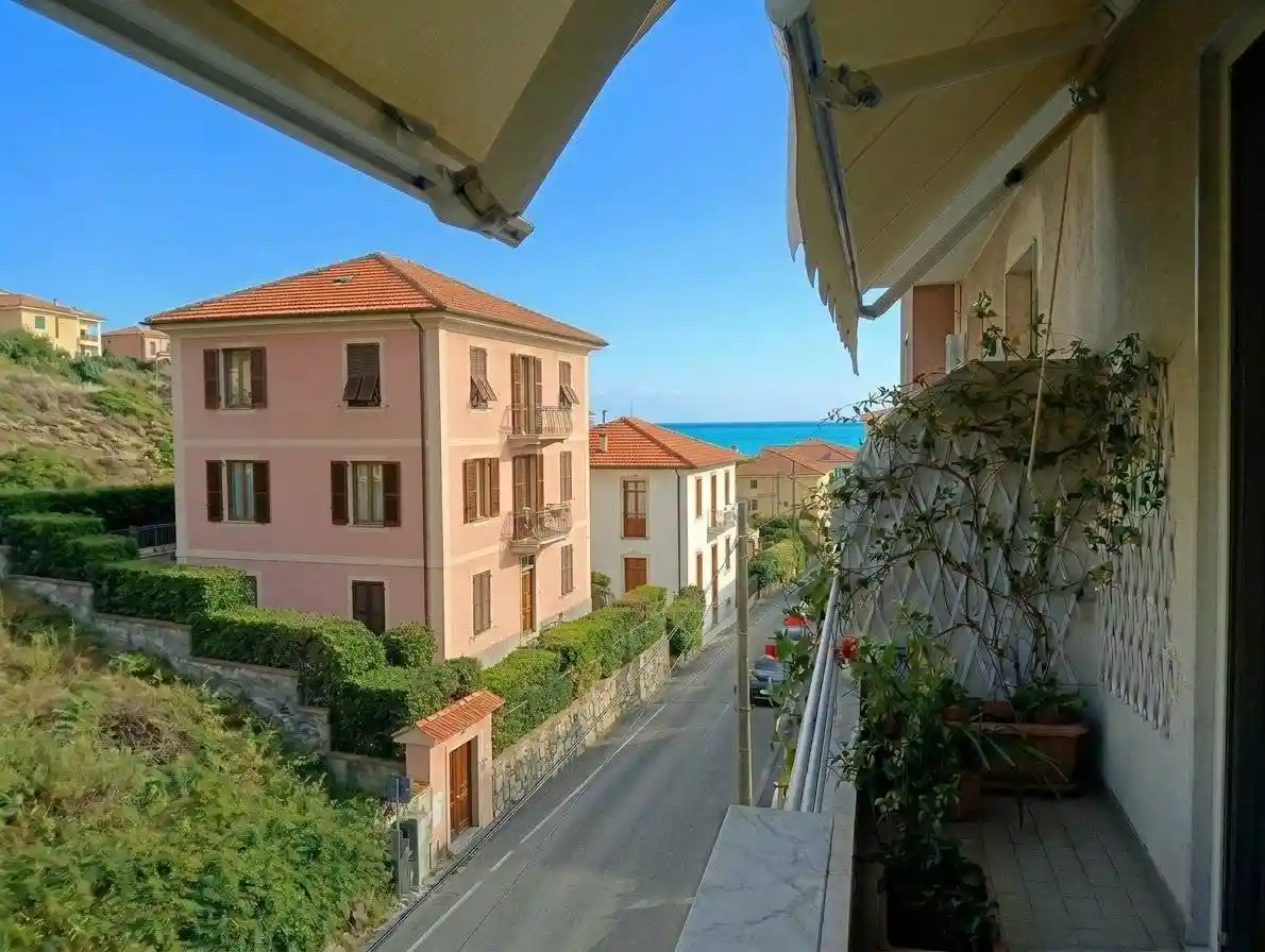 Appartamento in vendita a Lerici