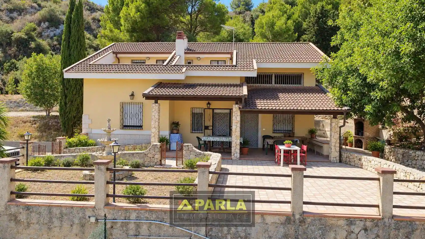 Villa - foto 2