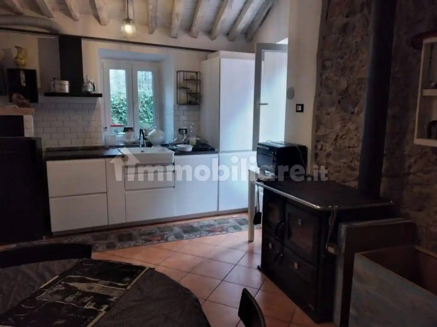 Casa indipendente in vendita a Carrara
