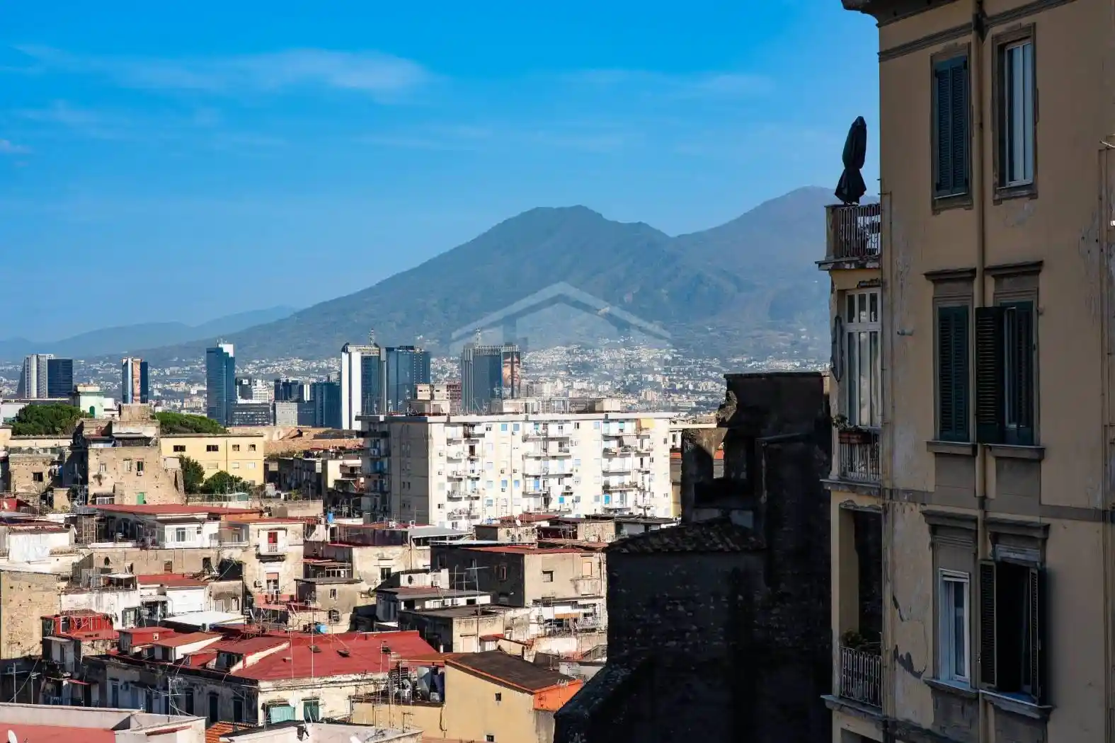 Appartamento in vendita a Napoli