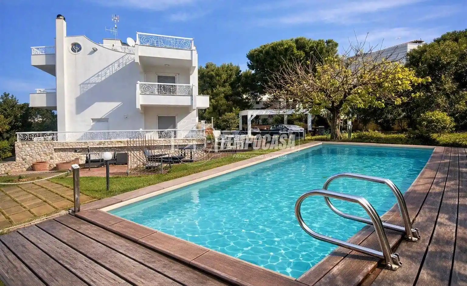 Casa indipendente in vendita a Bari