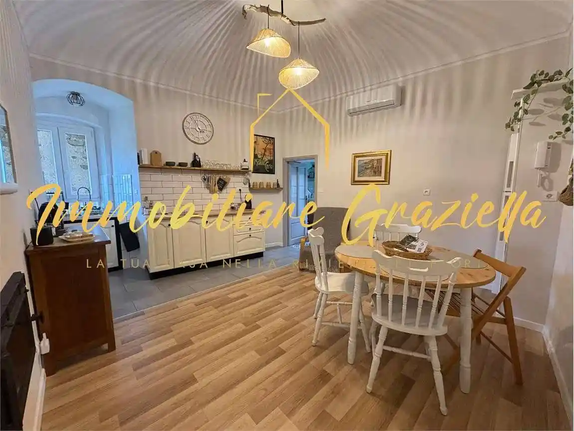 Appartamento in vendita a Dolceacqua