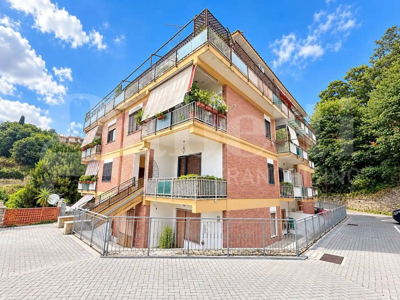 Appartamento in vendita a Ariccia