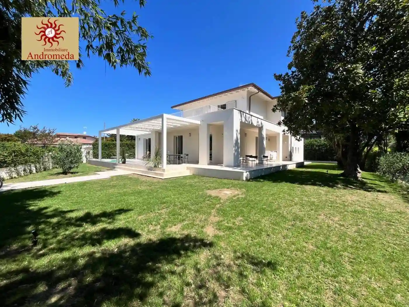 Villa - foto 3