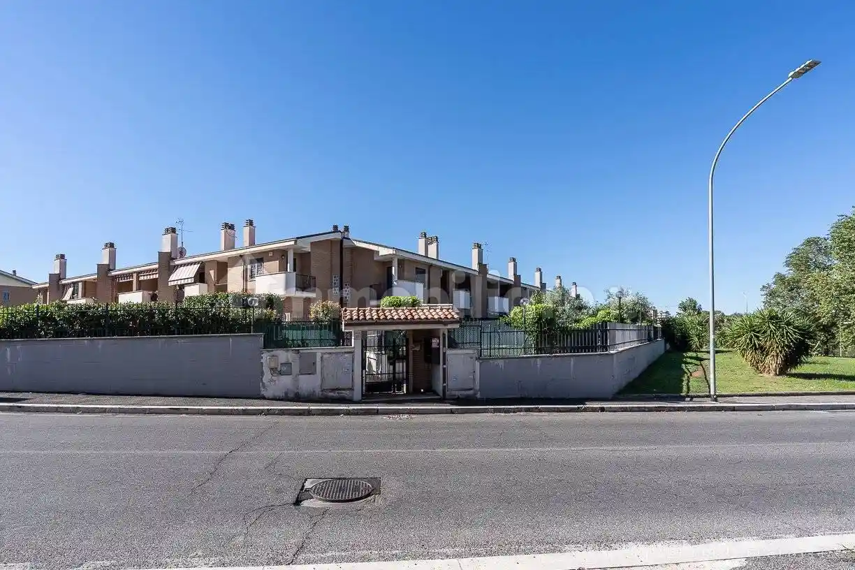 Villetta a schiera in vendita a Roma