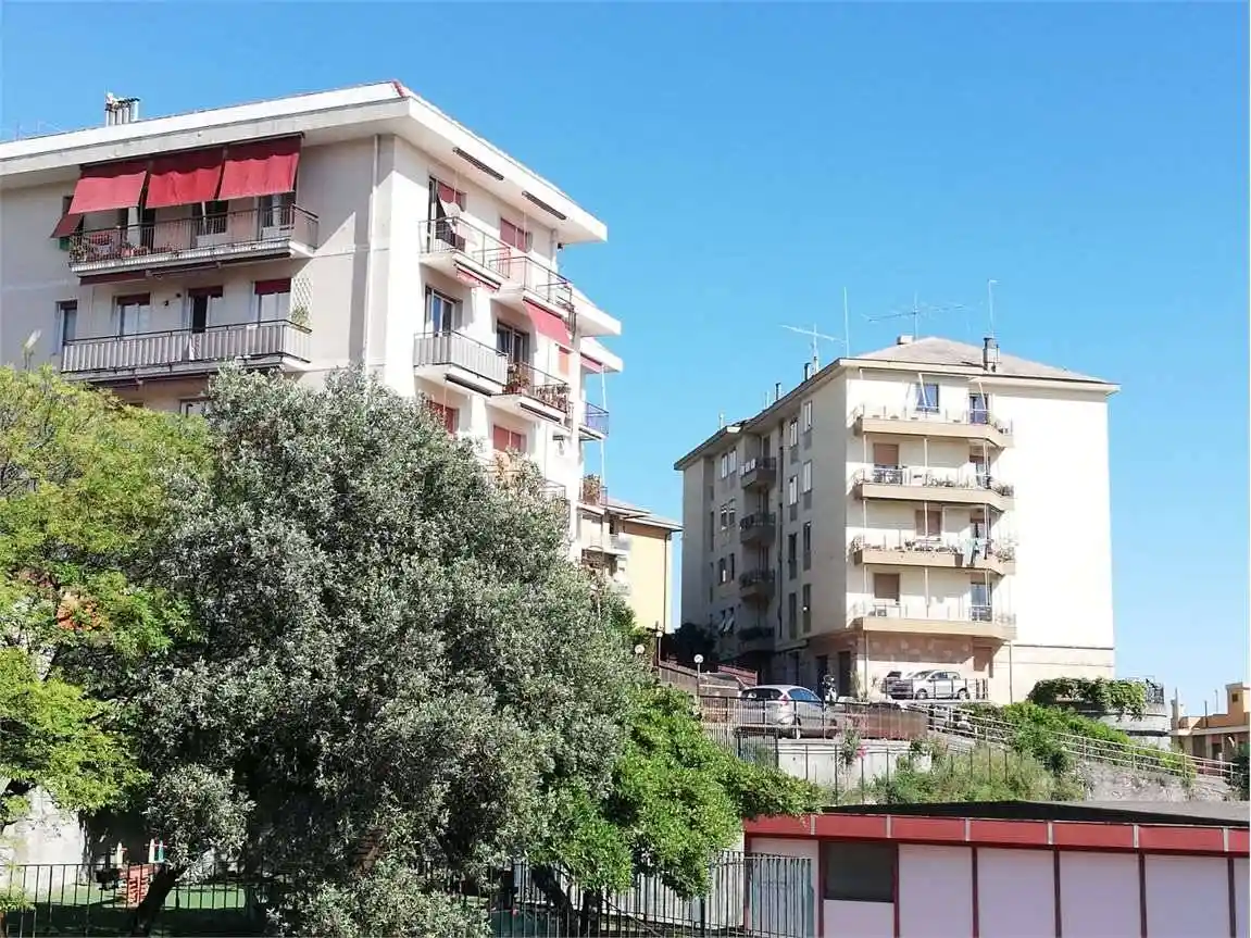 Appartamento in affitto a Genova