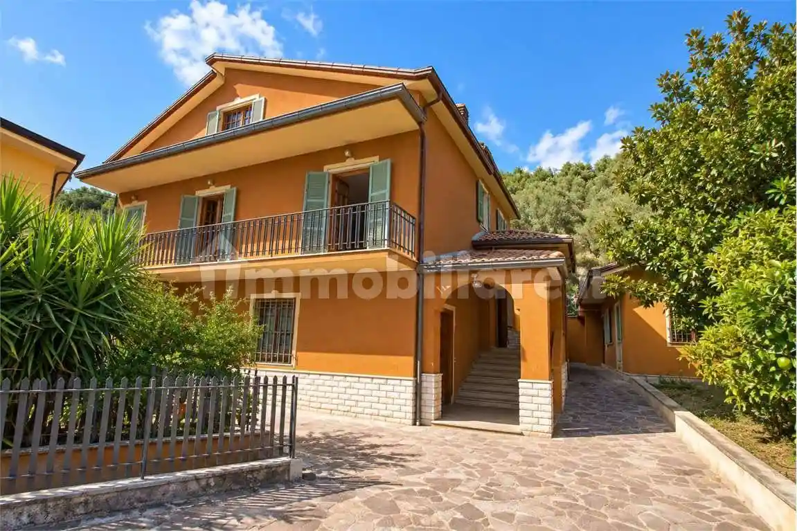 Casa indipendente in vendita a Boville Ernica