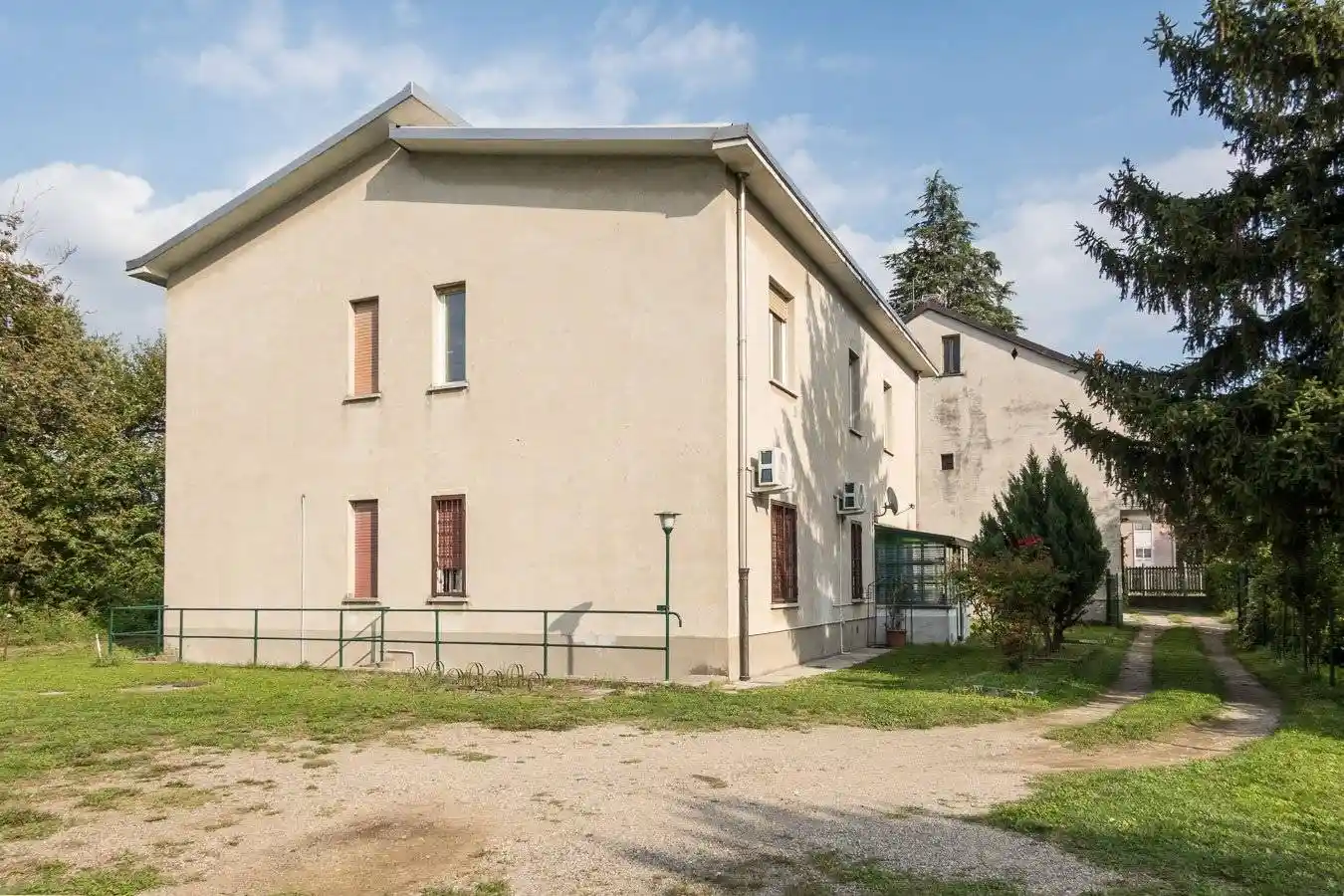 Appartamento in vendita a Villasanta