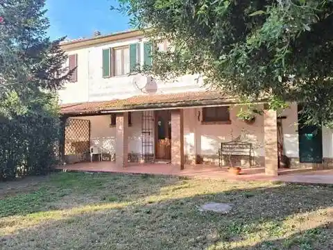 Villa in vendita a Roccastrada
