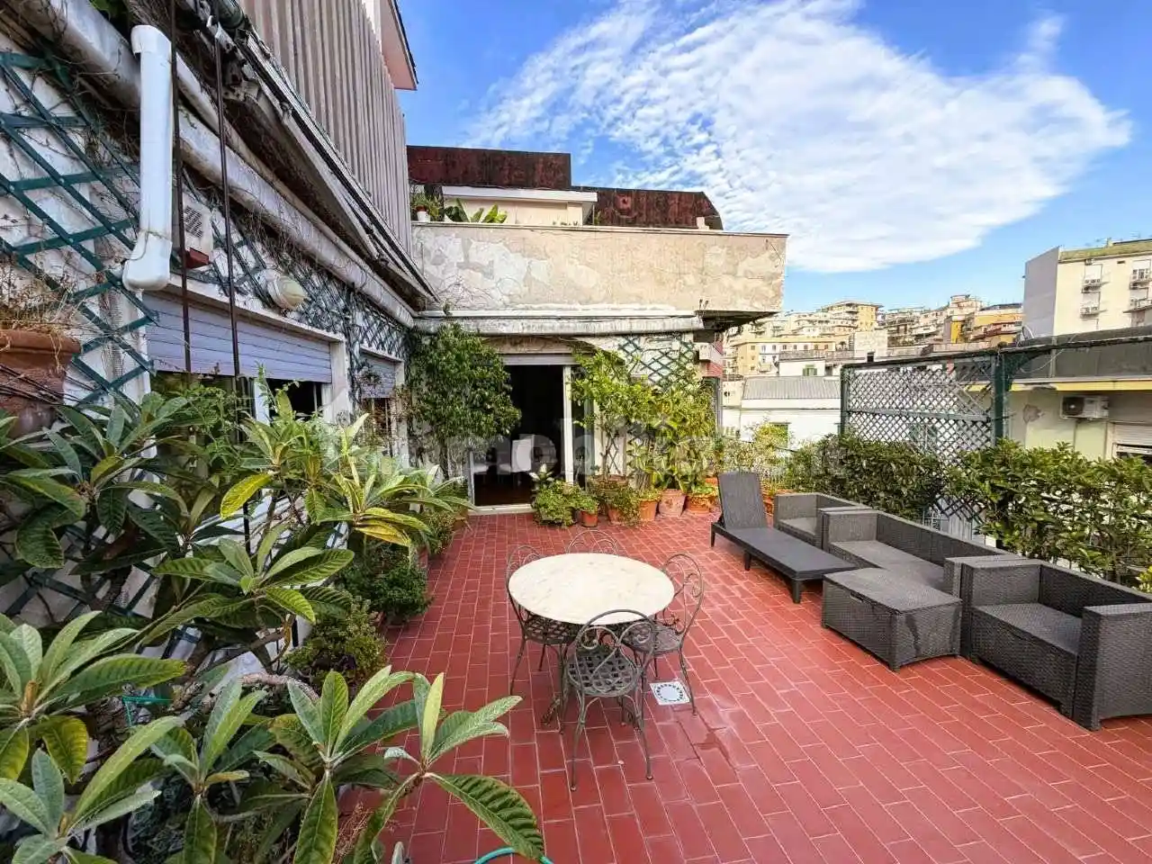 Appartamento in vendita a Napoli