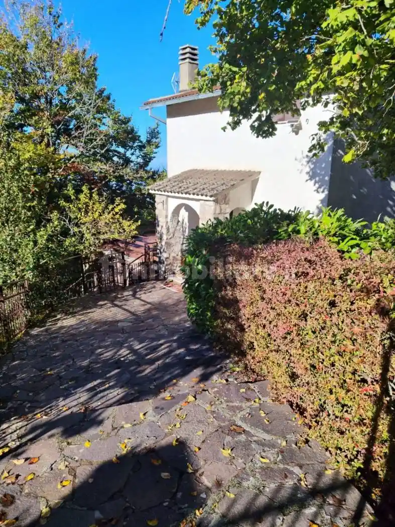 Villa in vendita a Serrone