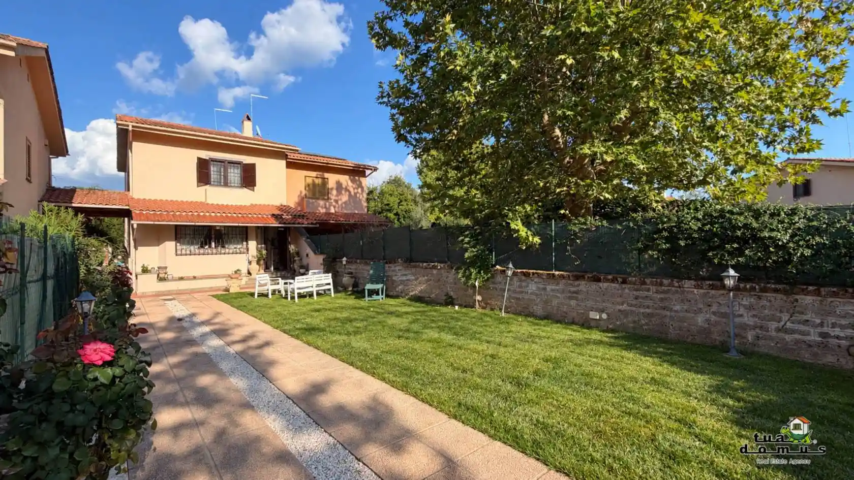 Villa in vendita a Nepi