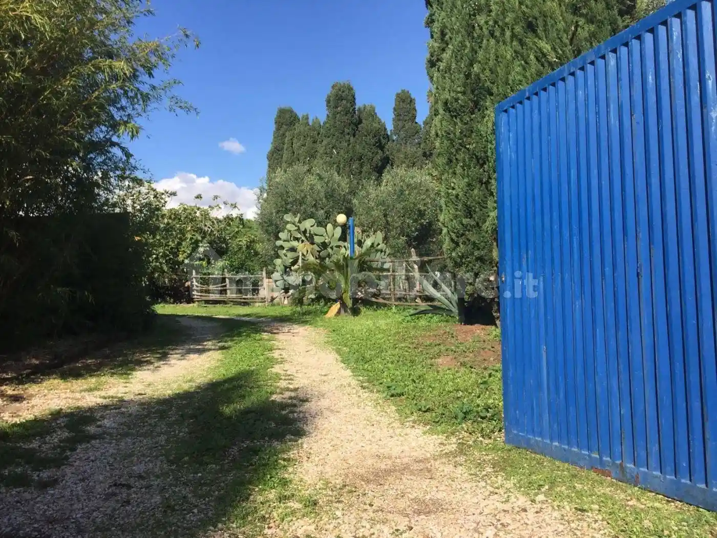 Casa indipendente in affitto a Roma