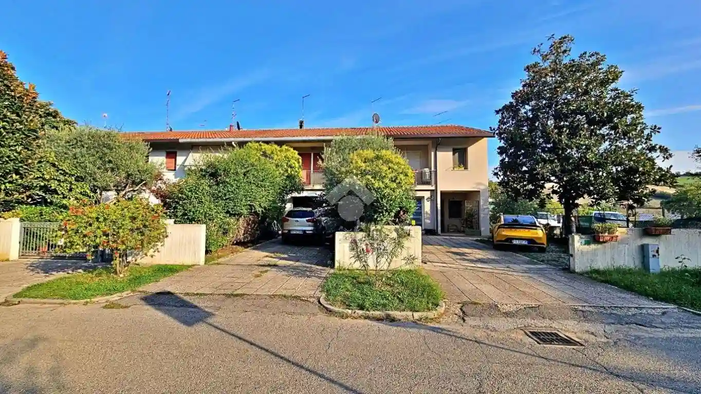 Villetta a schiera - foto 2