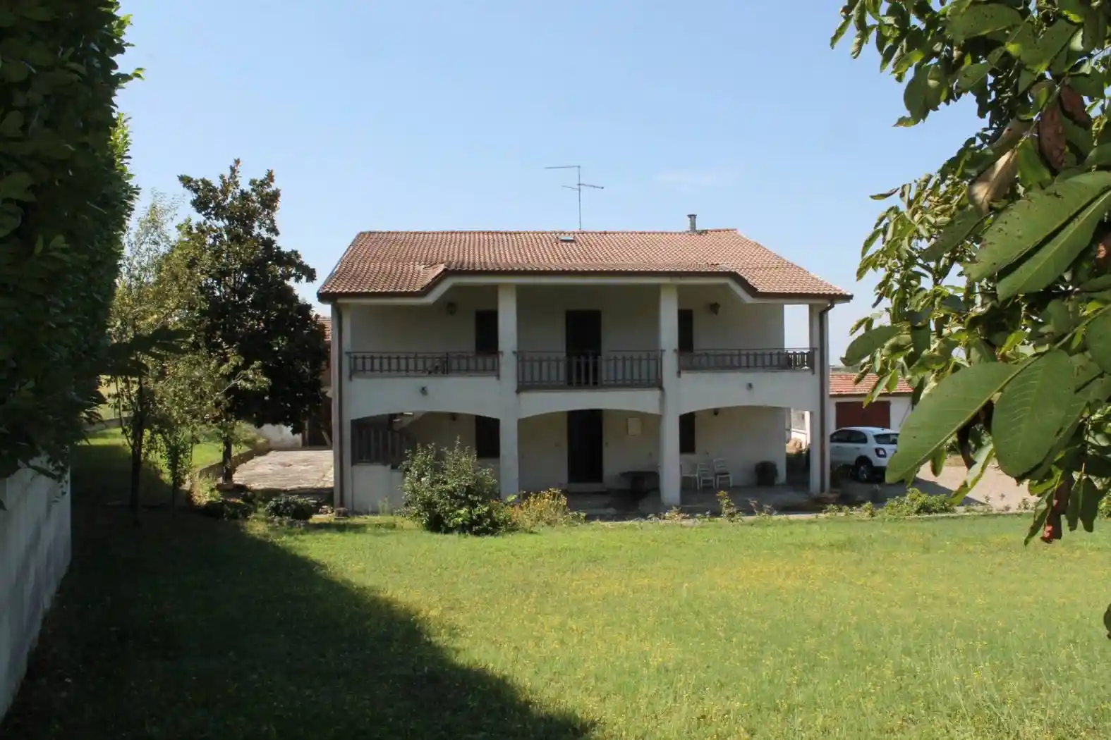 Villa in vendita a Agazzano