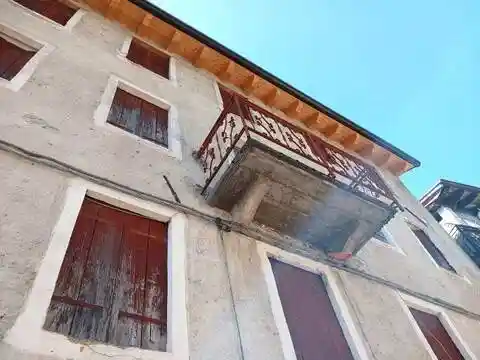 Villa in vendita a Valbrenta