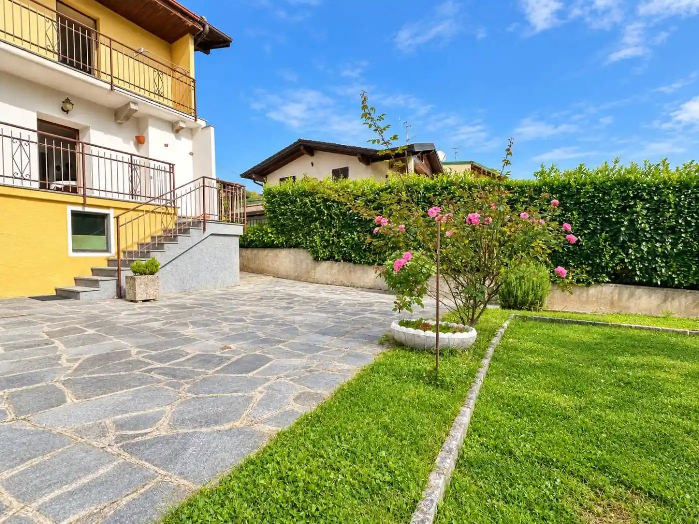 Casa indipendente in vendita a Alta Valle Intelvi